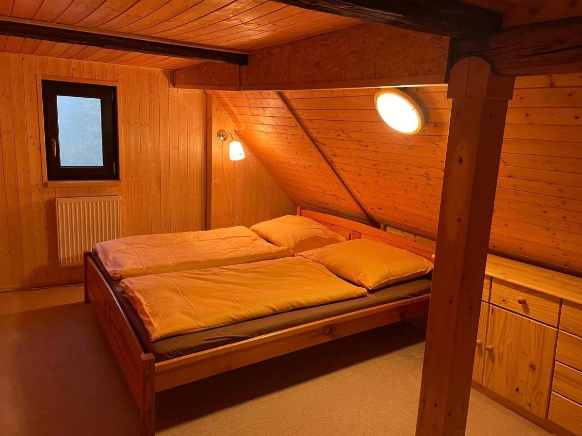Venkovska Chalupa Jestrabi V Krkonosich Exterior photo
